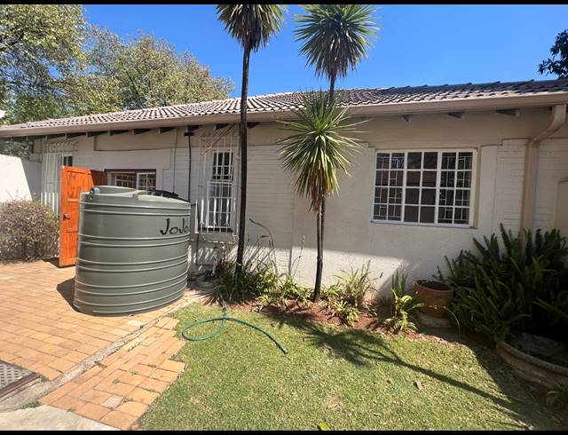 252M² OFFICE TO LET IN ROSEBANK